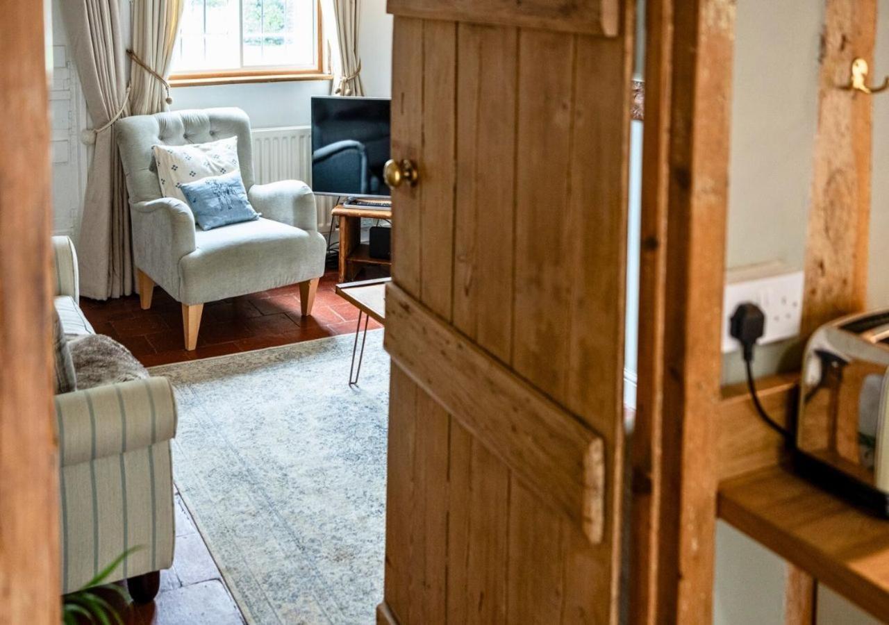 Clifford Chambers - Cosy 2 Bedroom Cottage! Shottery Extérieur photo