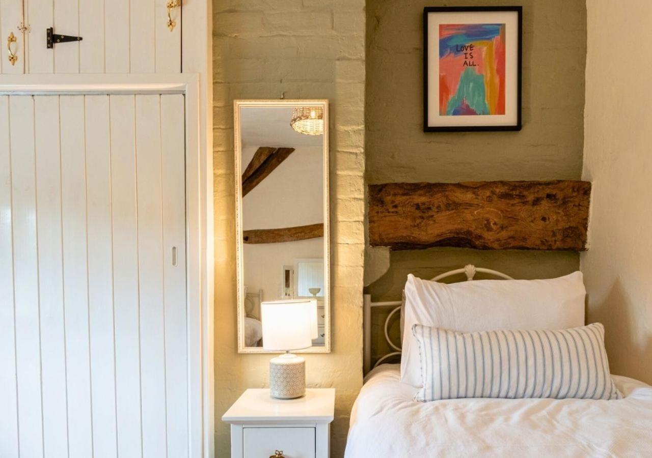 Clifford Chambers - Cosy 2 Bedroom Cottage! Shottery Extérieur photo